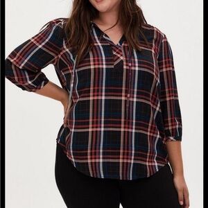 Torrid Size 2 Rayon twill tie peasant top